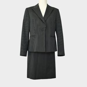 ANNE KLEIN Women's Black & Gray Striped Skirt Suit Size 14P